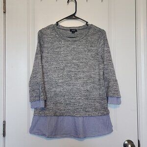 Tacera pullover sweatersize small